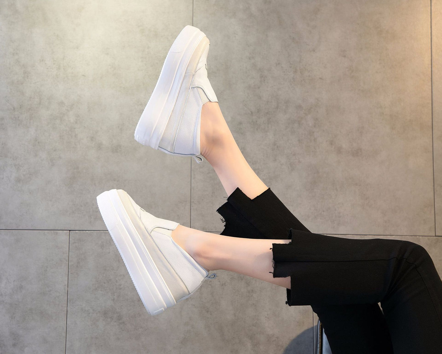 Women's Increasing Insole White Spring Thick-soled Small Women's Casual Shoes