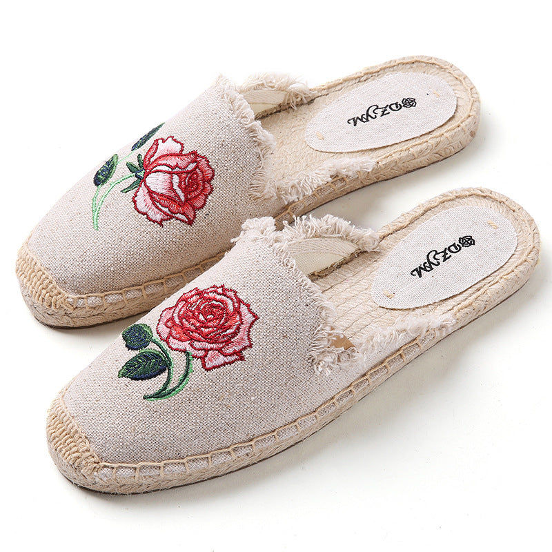 Bottom Embroidery Rose Low Top Solid Sandals
