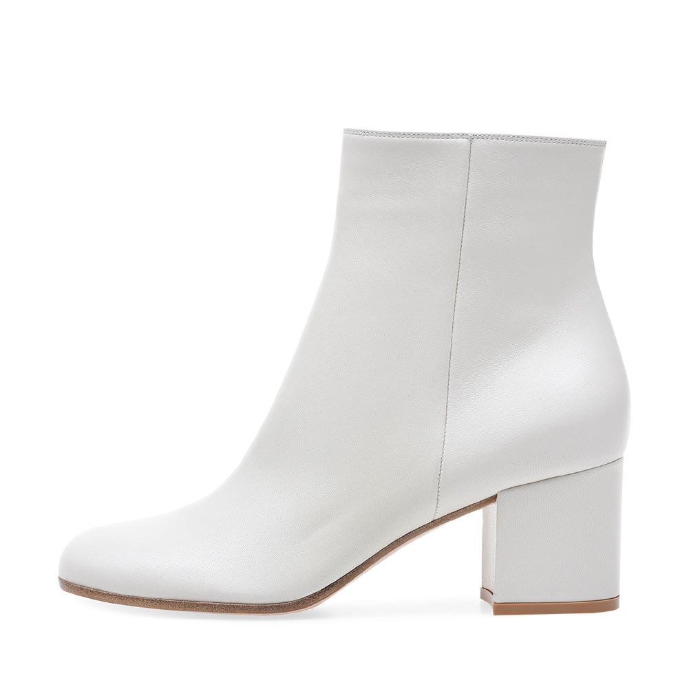 Women's Chunky Round Toe Mid Ankle Large Boots