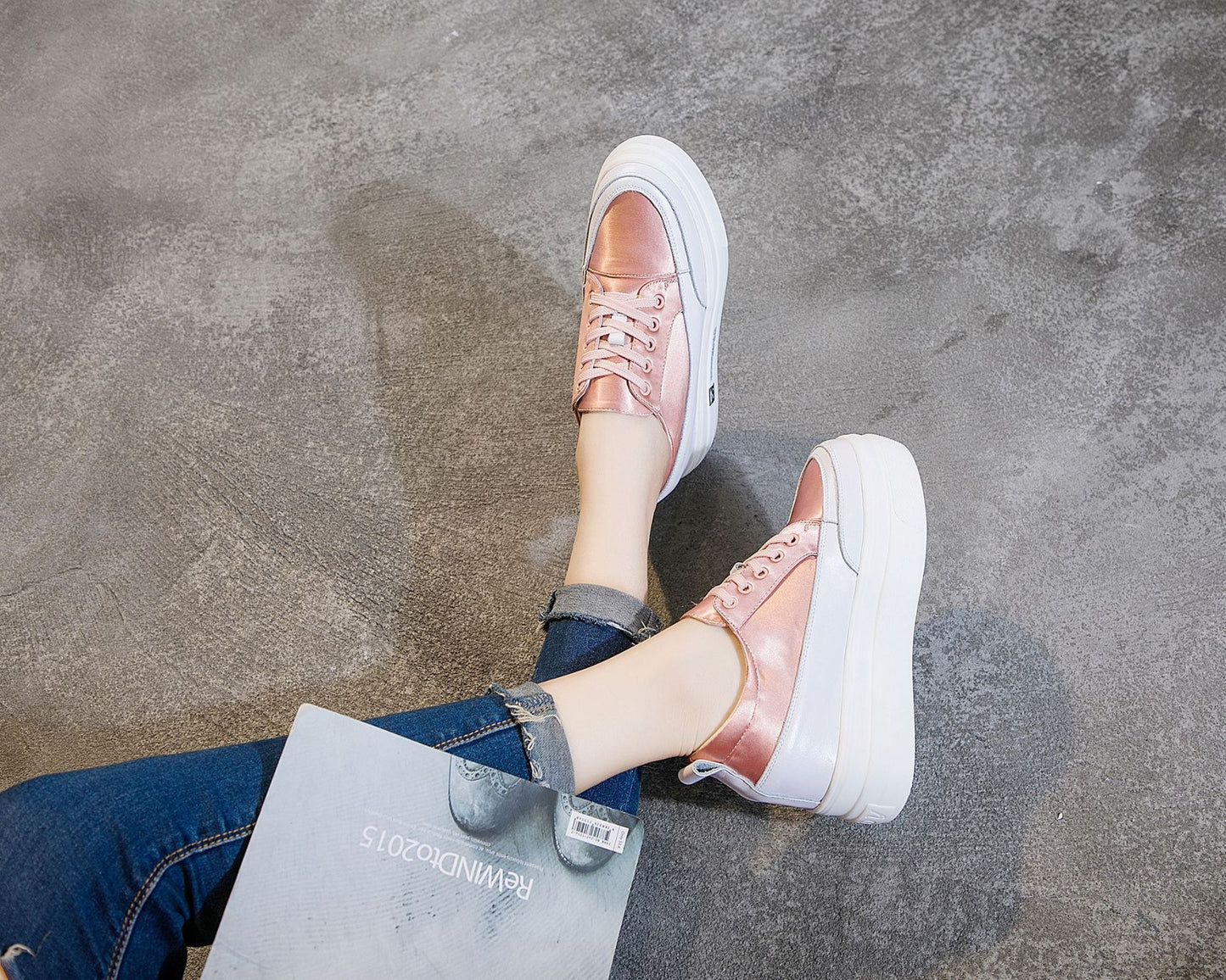 Women's White Korean Height Increasing Insole Small Size Women's Casual Shoes