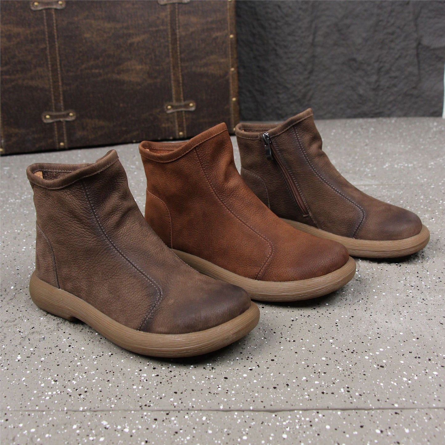 Women's Cowhide Retro Round Toe Side Zipper Short Boots