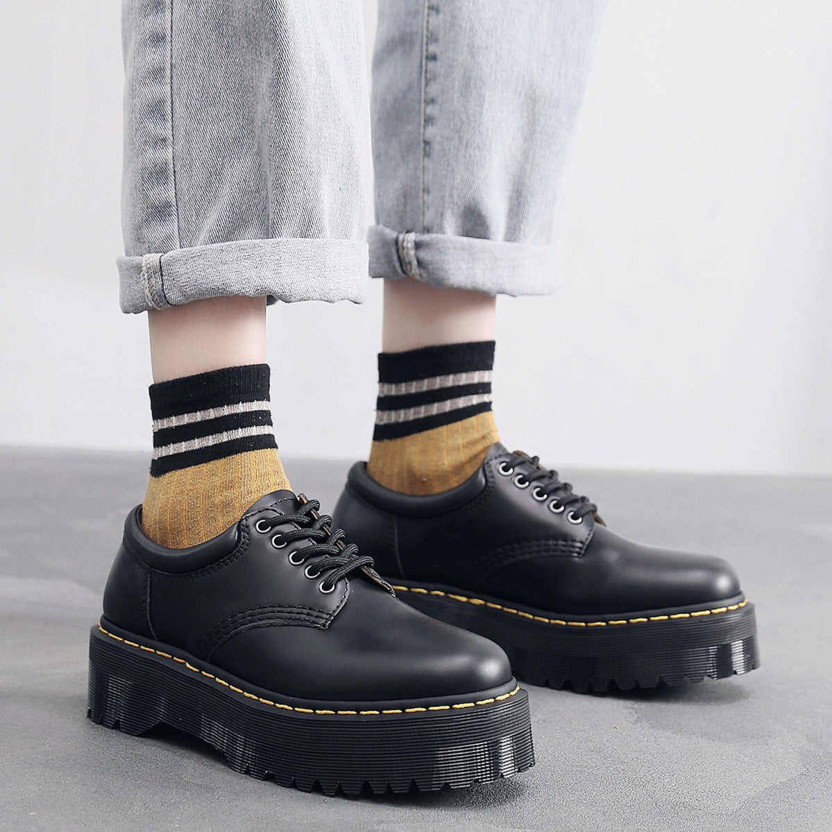 Women's Thick-soled Punk Low-cut Genuine British Round Head Leisure Men's Casual Leather Shoes