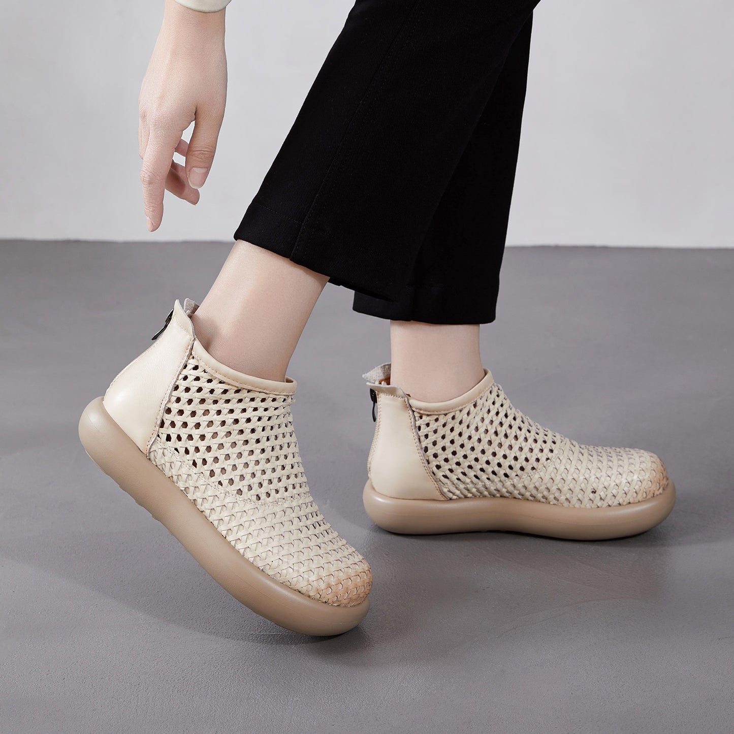 Women's Martin Thin Single Thick-soled Woven Short Sandals