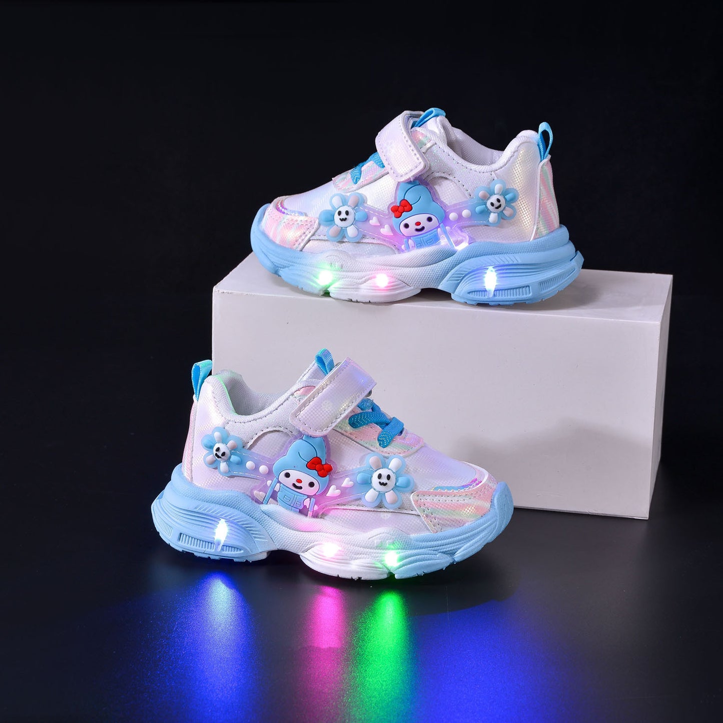 Light Cartoon Soft Bottom Leisure Female Kid's Sneakers