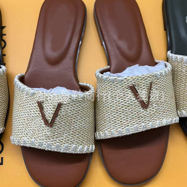 Unique Women's Embroidered With Correct Beach Slippers