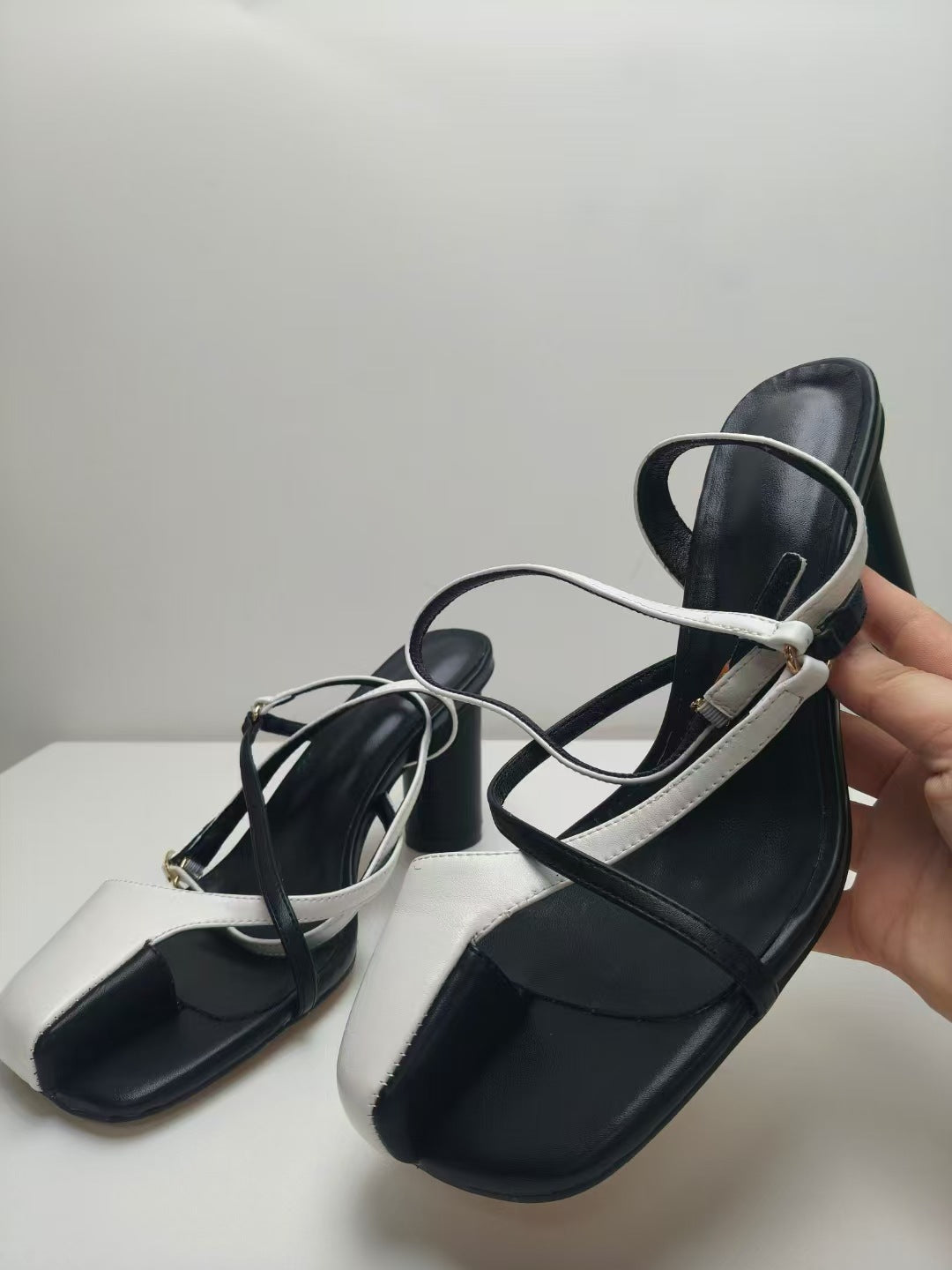 Women's Toe Round Head Chunky Cross Strap Large Size Women's Shoes