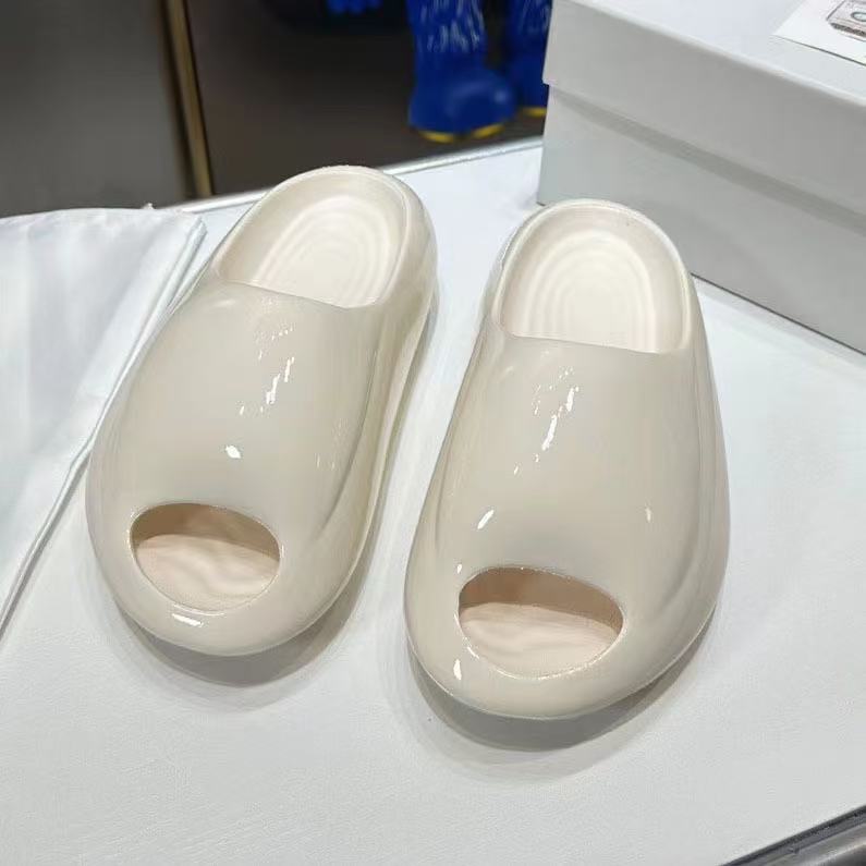 Women's Wu Whale Carbon Bread Platform Outdoor Slippers