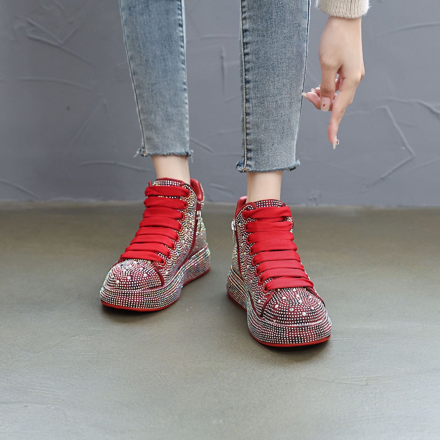 Women's Winter Fashion Bright Crystal Full Diamond Casual Shoes