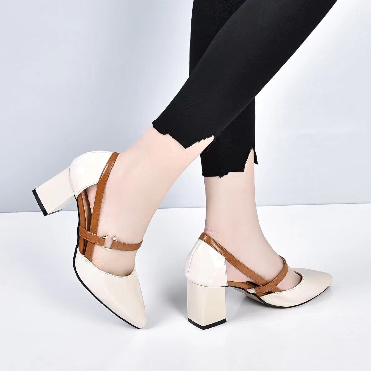 Women's Genuine French Style Small Chunky Pumps Fairy Pointed Women's Shoes