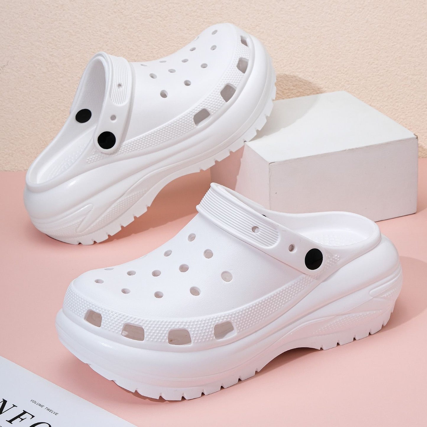 Women's Classic Hole Platform Light Wheel Women's Shoes