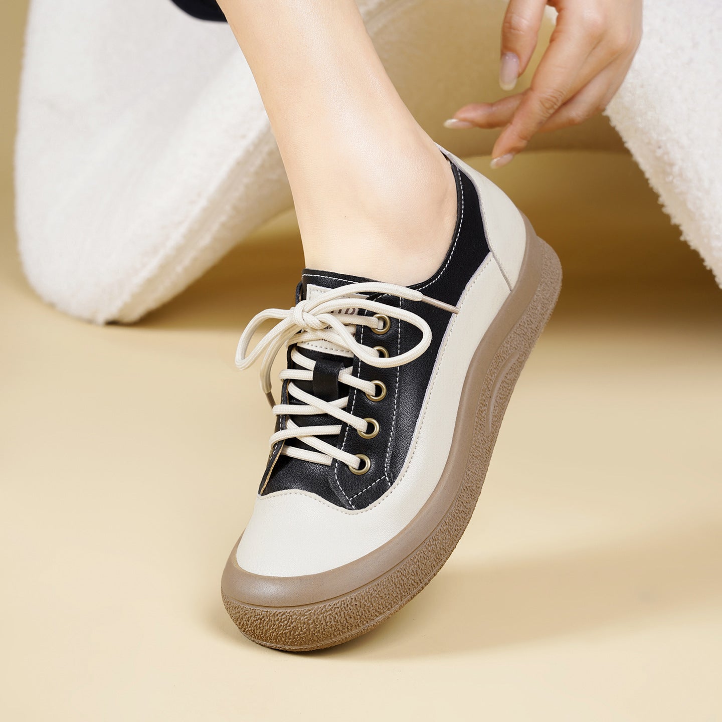 Women's White Spring Thick Bottom Sports Comfortable Women's Casual Shoes