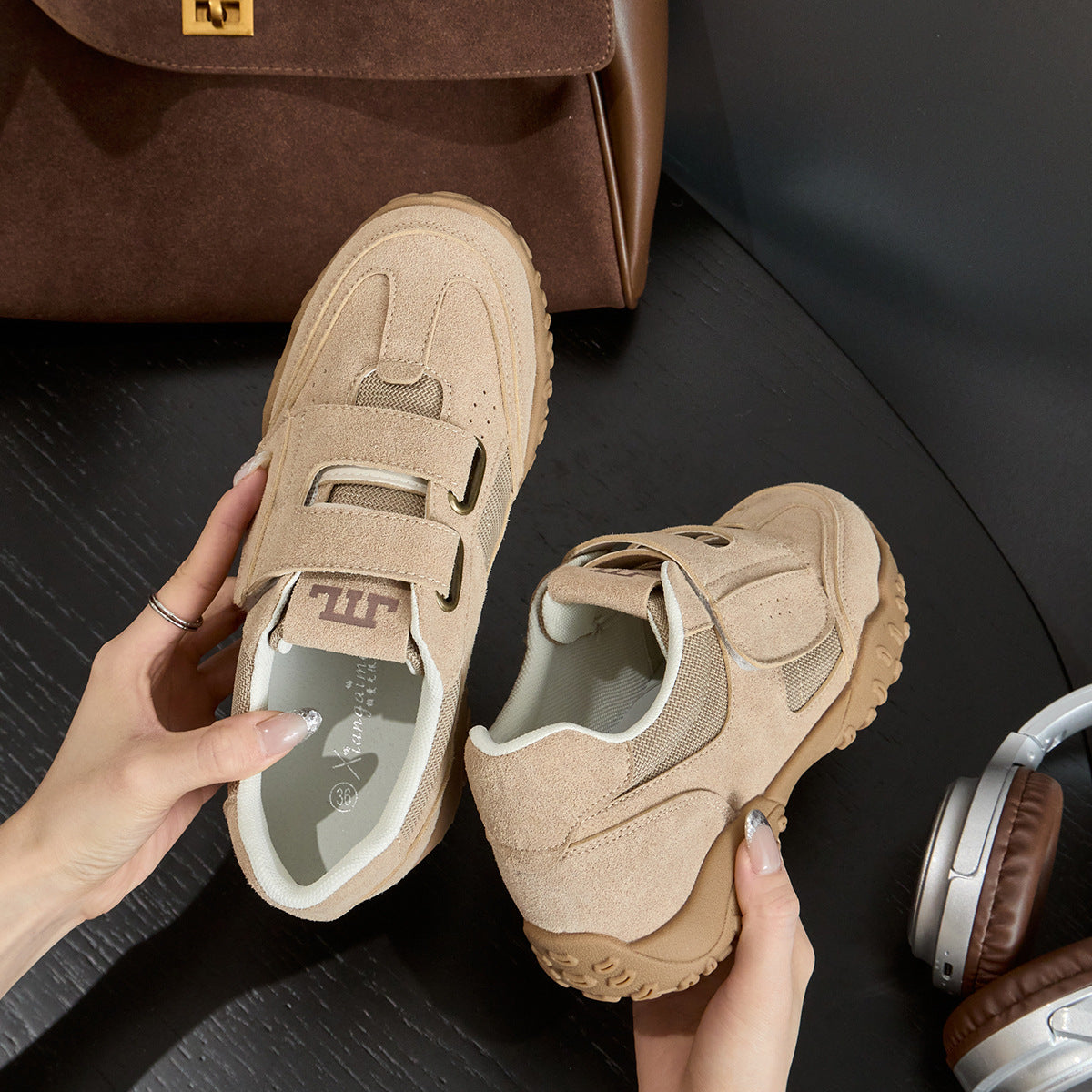 Women's Training For Small Size Height Increasing Insole Casual Shoes