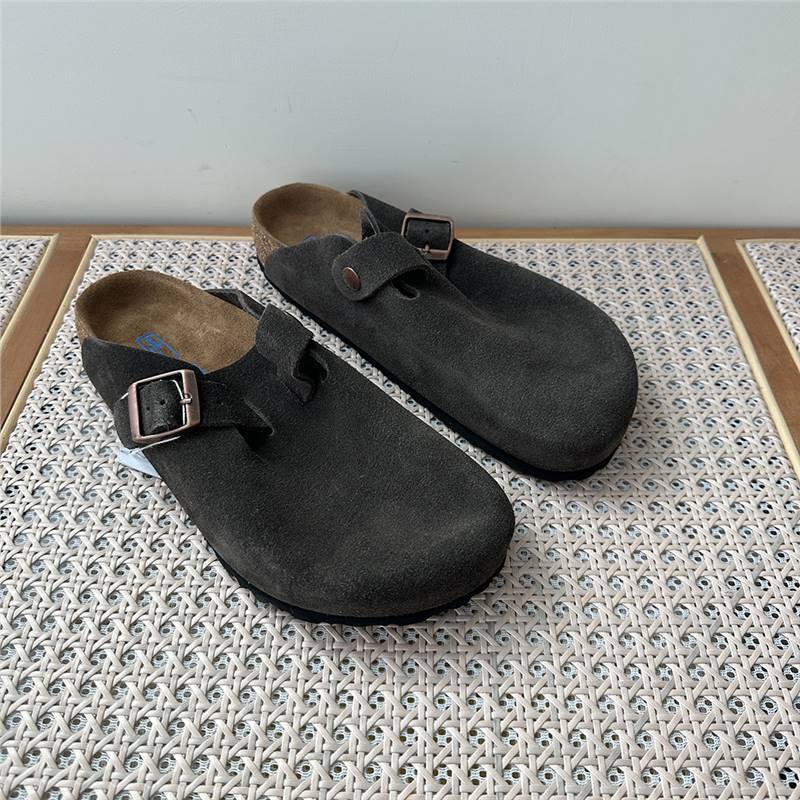 Women's Retro Closed Toe Half Outer Wear Slip-on Lazy Flat Thick-soles Slippers