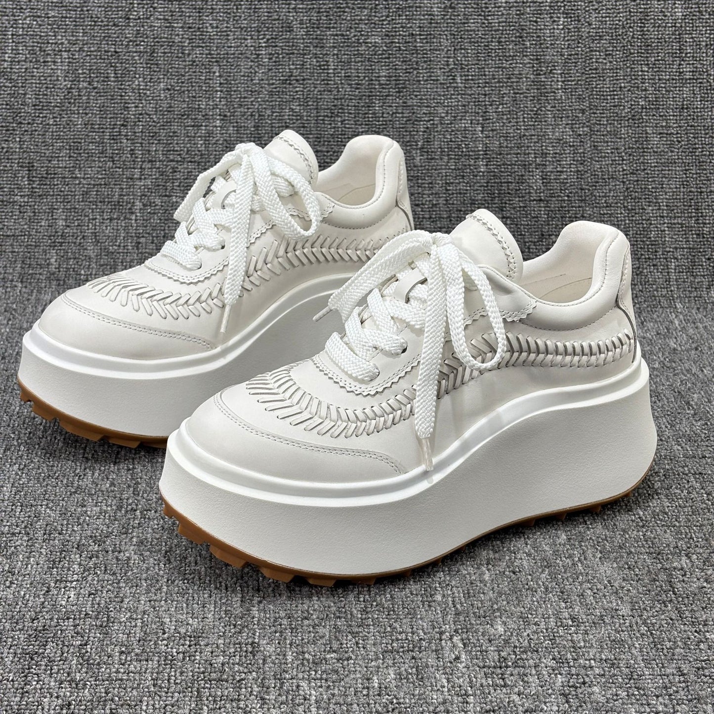 White Heightened Temperament Genuine Platform Muffin Small Fashion Casual Shoes