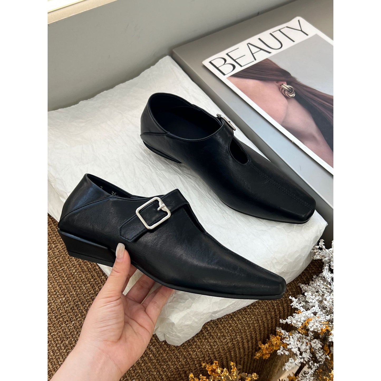 Women's Retro British Square Toe Belt Buckle Low Leather Shoes