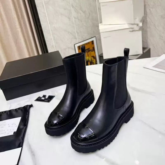 Women's High Version Classic Style Round Head Assorted Colors Retro Thick Women's Leather Boots