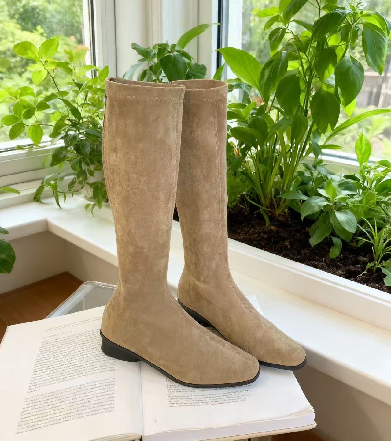Women's Height Increasing Insole Suede High Slimming Tall Stretch Retro Women's Leather Boots