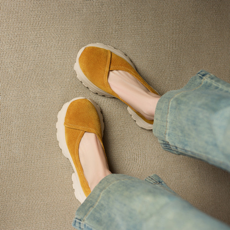 Women's Eye-catching Round Head Thick Bottom Mid Slip-on Bright Eyes Shallow Women's Fashion Shoes