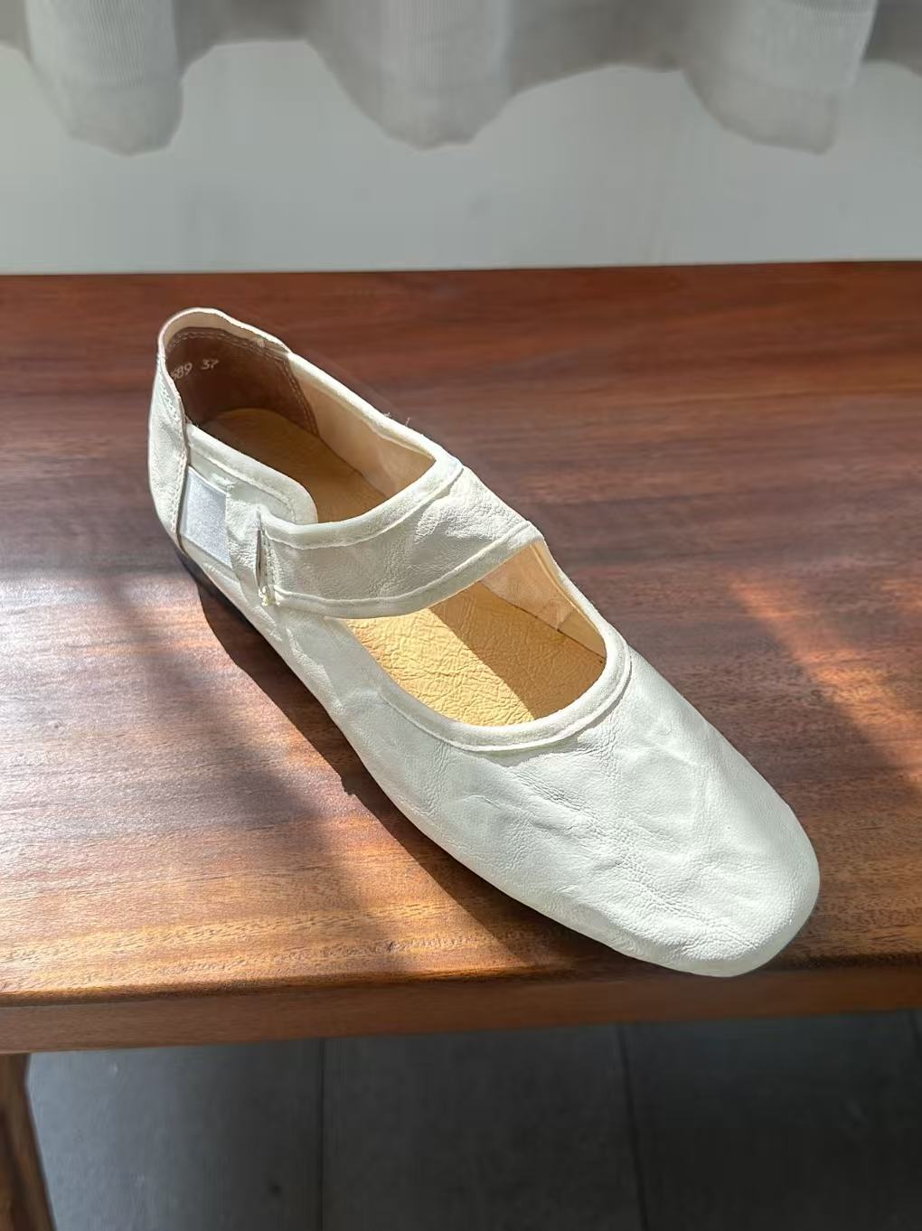 Women's Spring Novice Scratch Pattern Sheepskin Mary Jane Genuine Retro Women's Casual Shoes