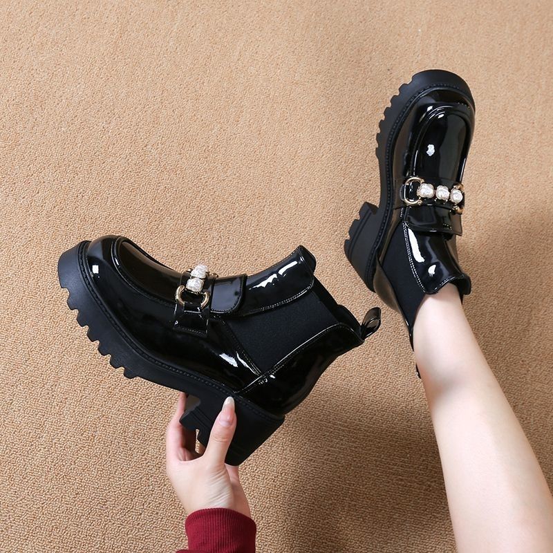 Women's Real Soft Chelsea Veet Martin For British Style Patent Short Boots