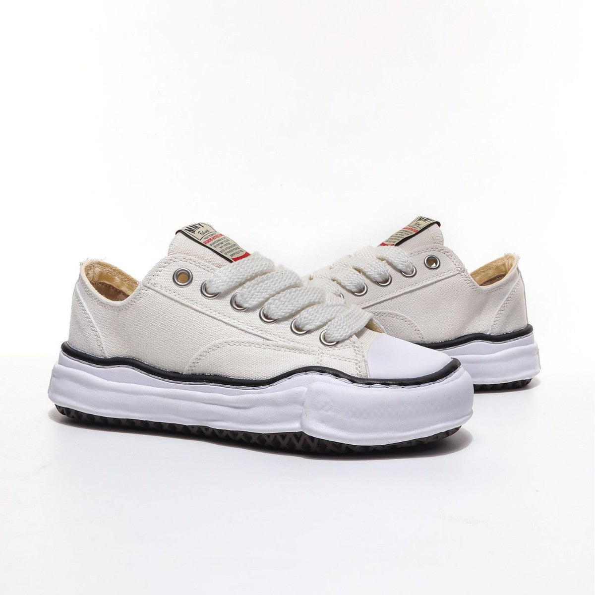 Thick Bottom Classic Style Head Versatile Canvas Shoes