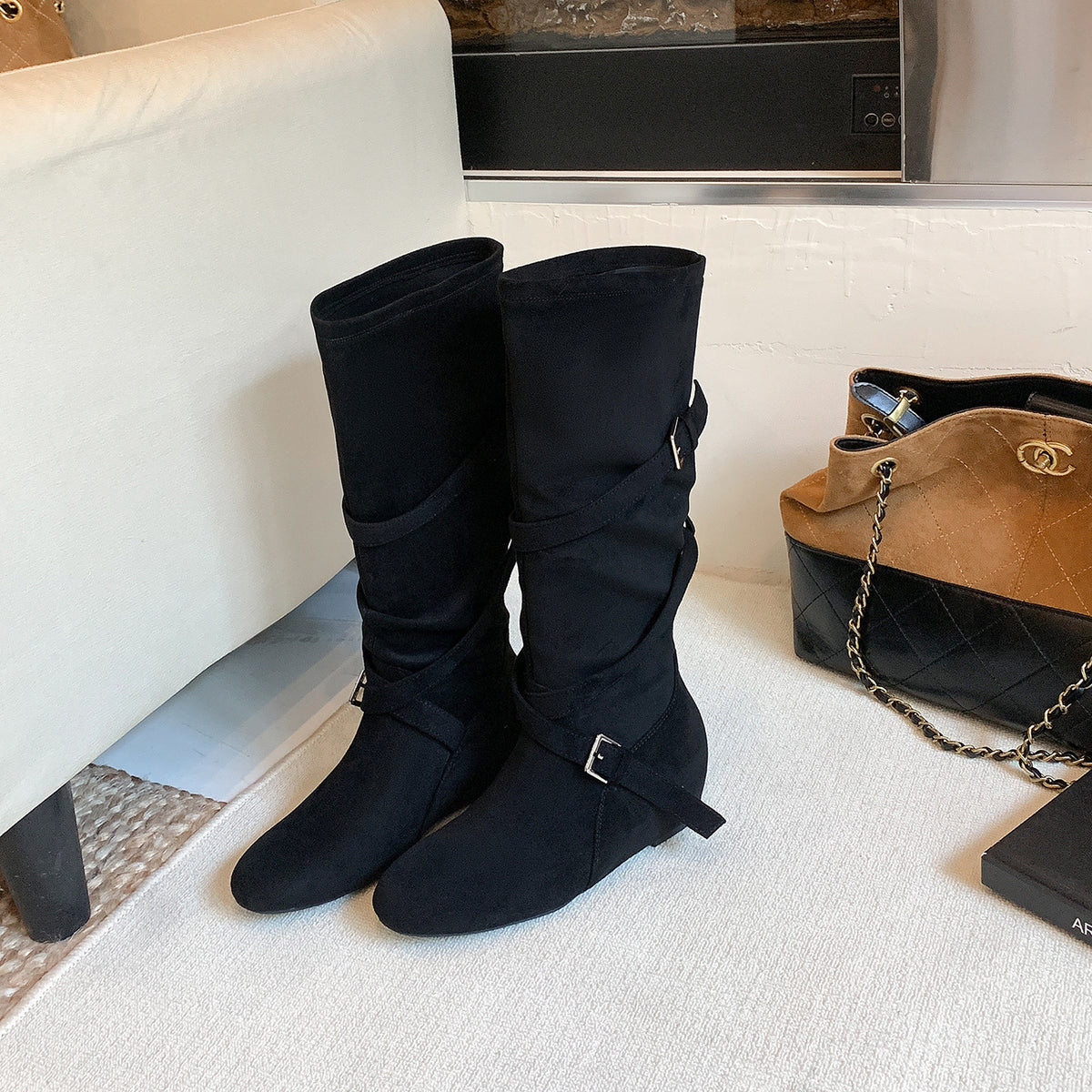 Women's Increasing Insole Autumn Retro Easy Matching Pile Style Belt Buckle Women's Leather Boots