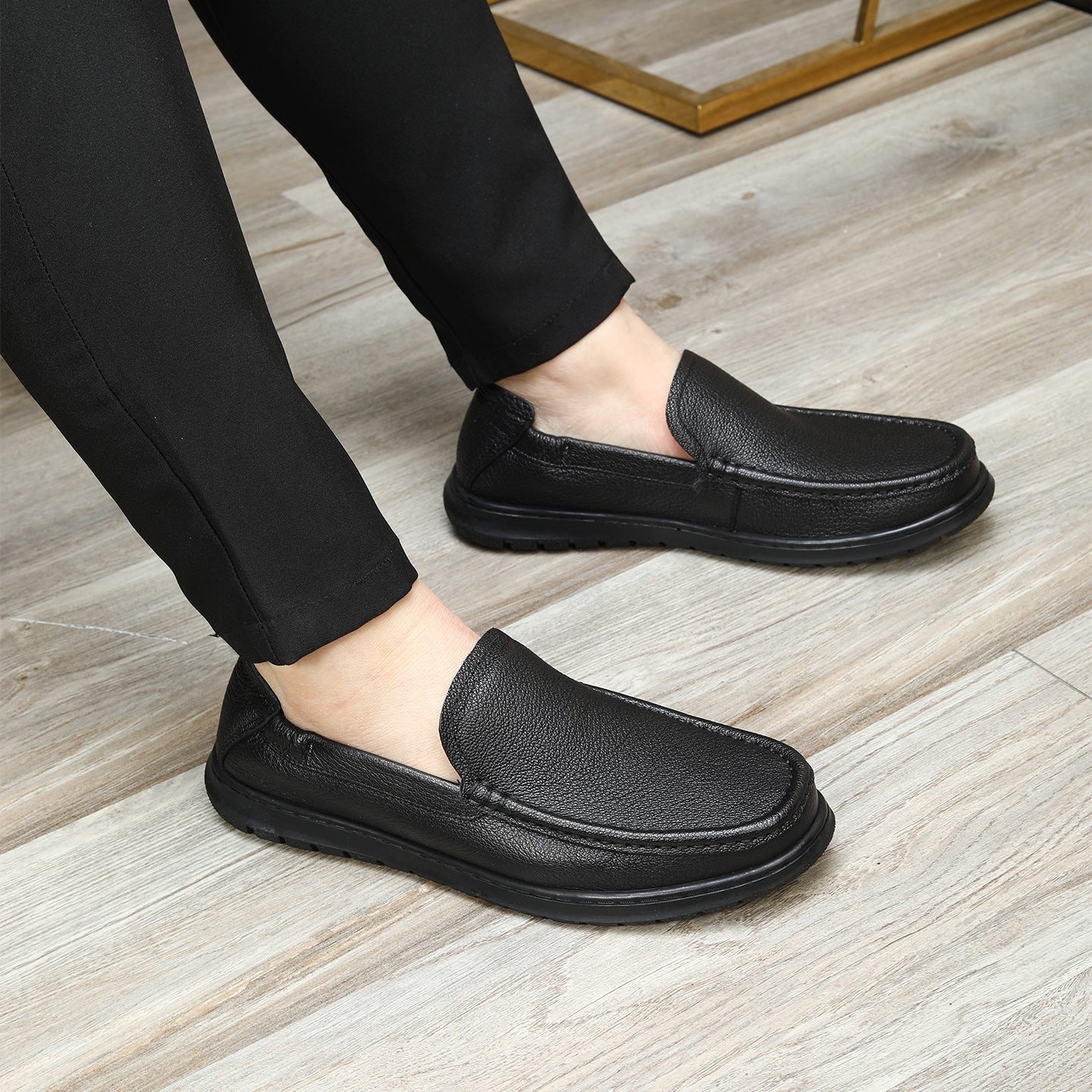 Men's Soft Sheepskin Online Lightweight Breathable Comfortable Slip-on Men's Shoes