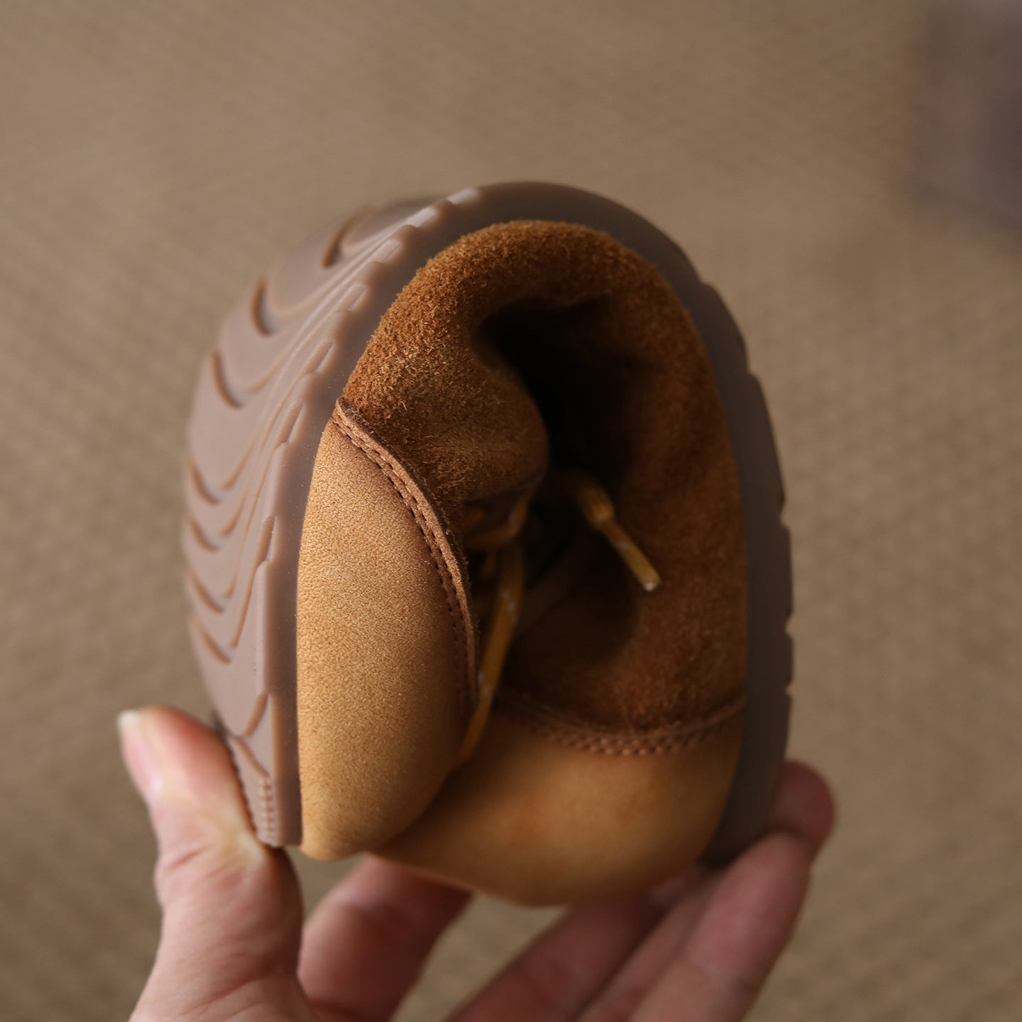 Women's First Layer Cowhide Spring Suede Flat Retro Round Women's Casual Shoes