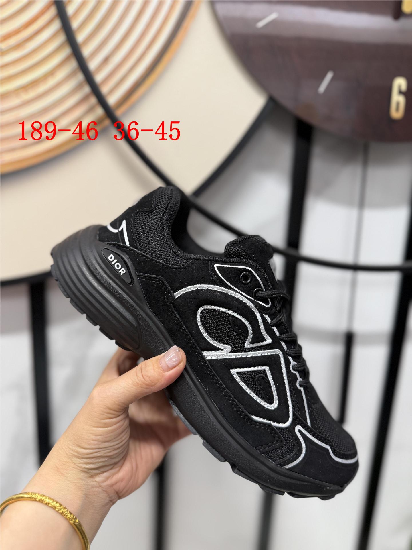Women's & Men's Fashion Couple Light Mesh Breathable Comfortable Sneakers