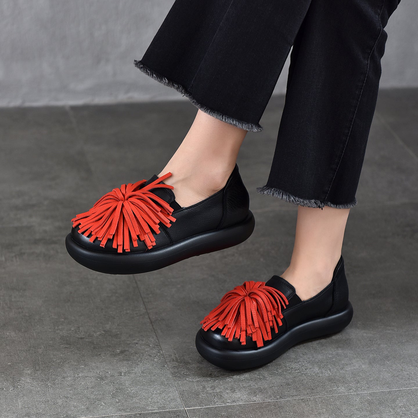 Women's Top Layer Cowhide Platform Comfortable Versatile Retro Handmade Tassel Genuine Women's Casual Shoes