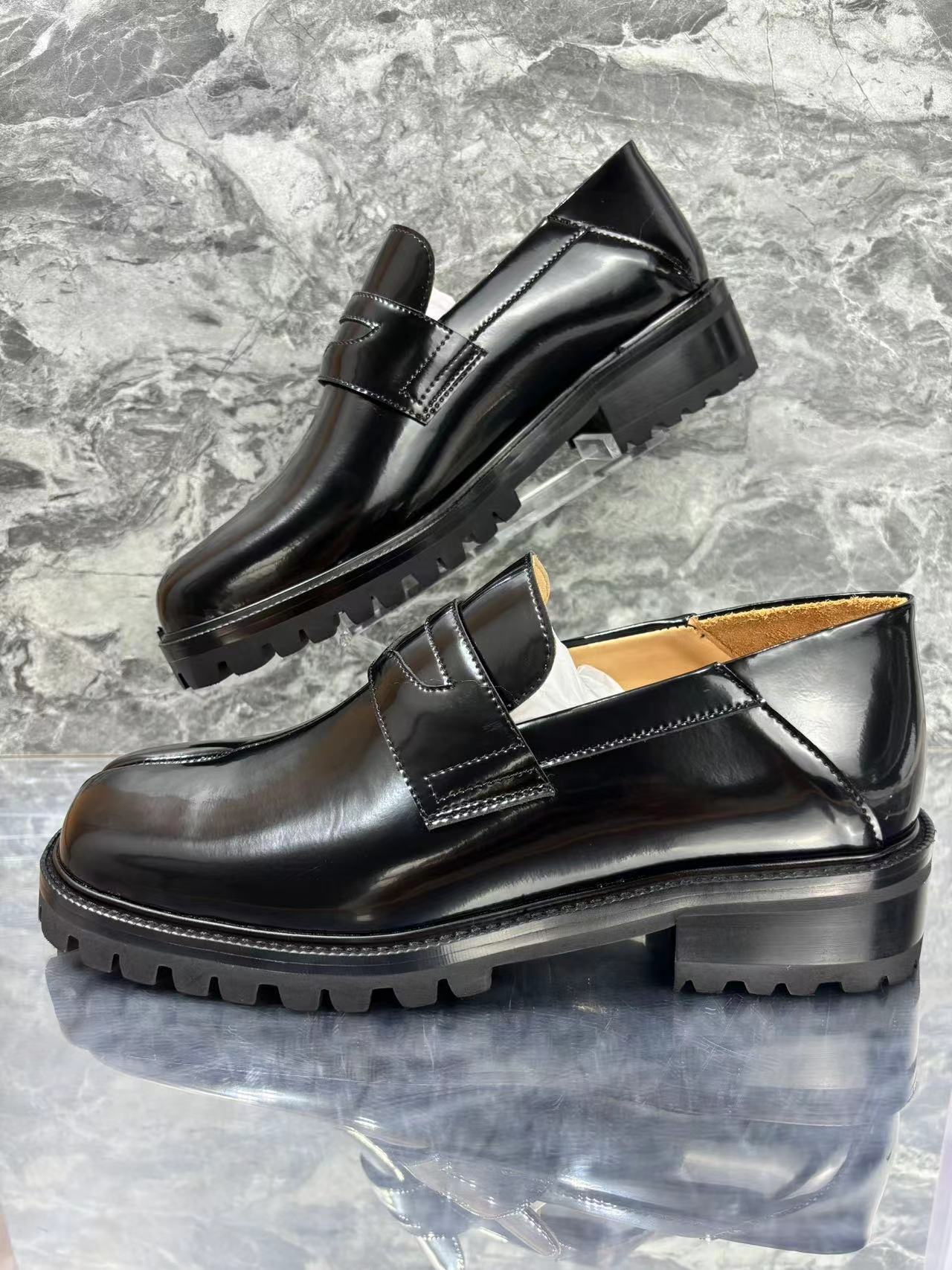 Women's Handmade Split Toe Lace Up Derby Leather Shoes