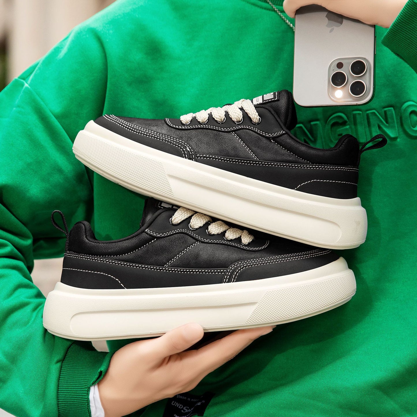 Men's Thick-soled Spring Fashion Retro Simple Lightweight Men's Board Shoes