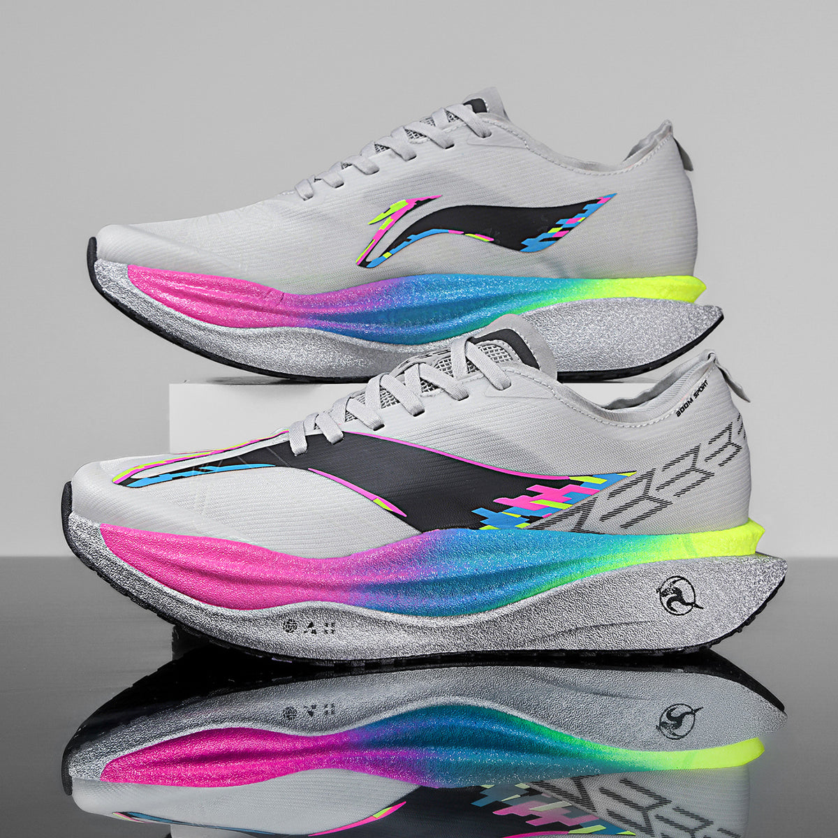 Women's & Men's Carbon Plate Running Lightweight Breathable Soft Men's Sports Shoes