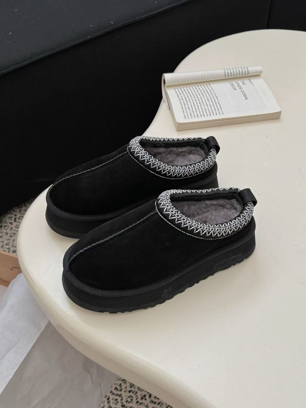 Women's Fur Integrated Ethnic Style Thick Bottom Winter Warm Women's Shoes
