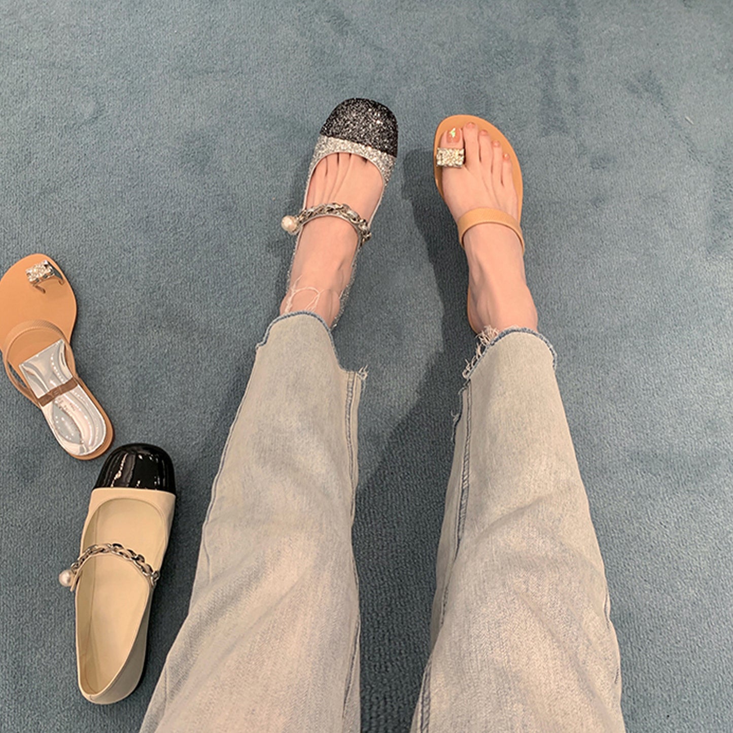 Women's Diamond Second Generation Rhinestone Wedge Toe Covering Flat Slippers