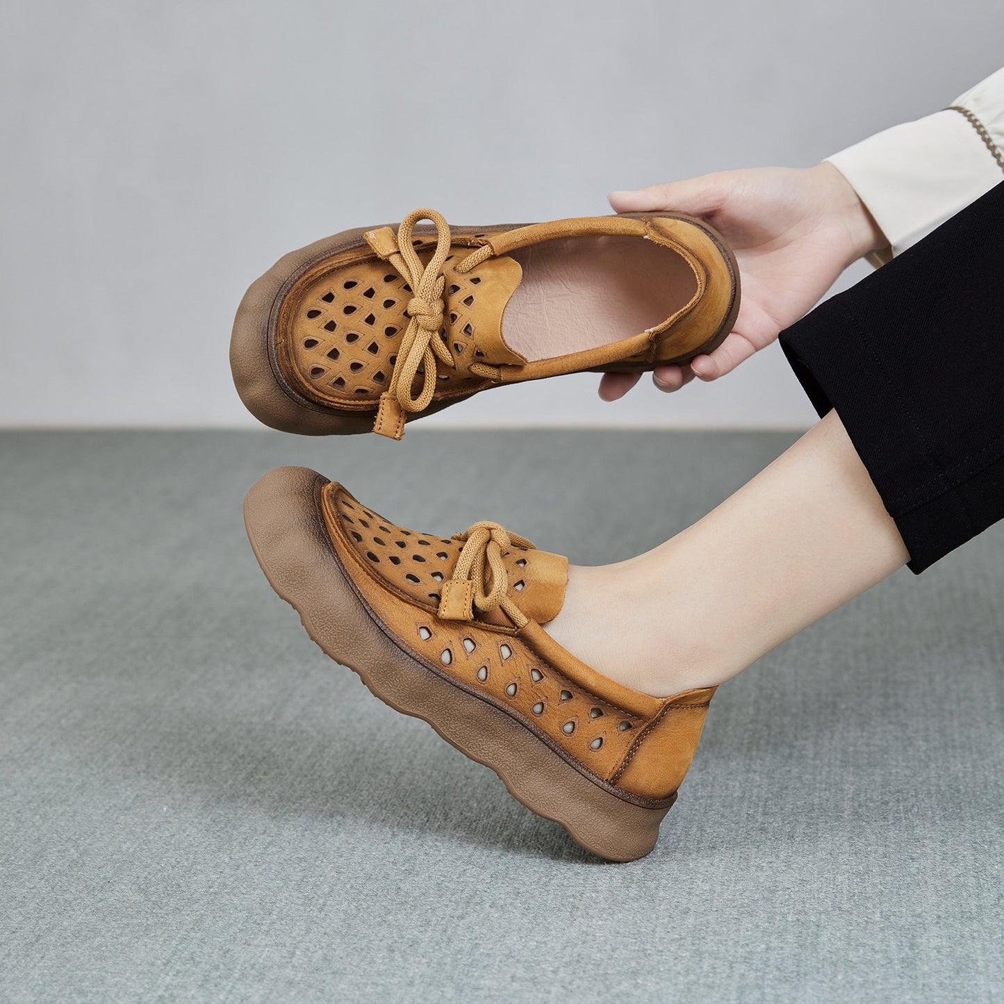 Genuine Flat Soft Bottom Retro Hollow Out Breathable Perforated Lace Casual Shoes
