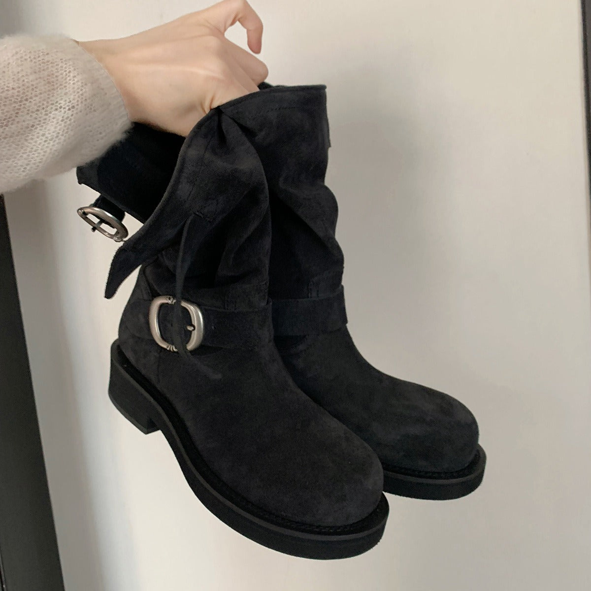 Women's Li Round Head Middle Short Breathable Boots