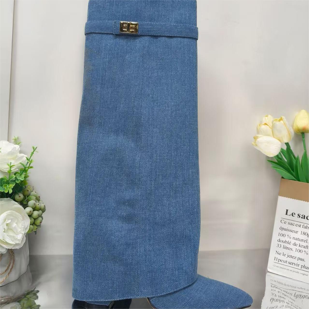 Pointed Toe Big Tube Circumference Comfortable Boots