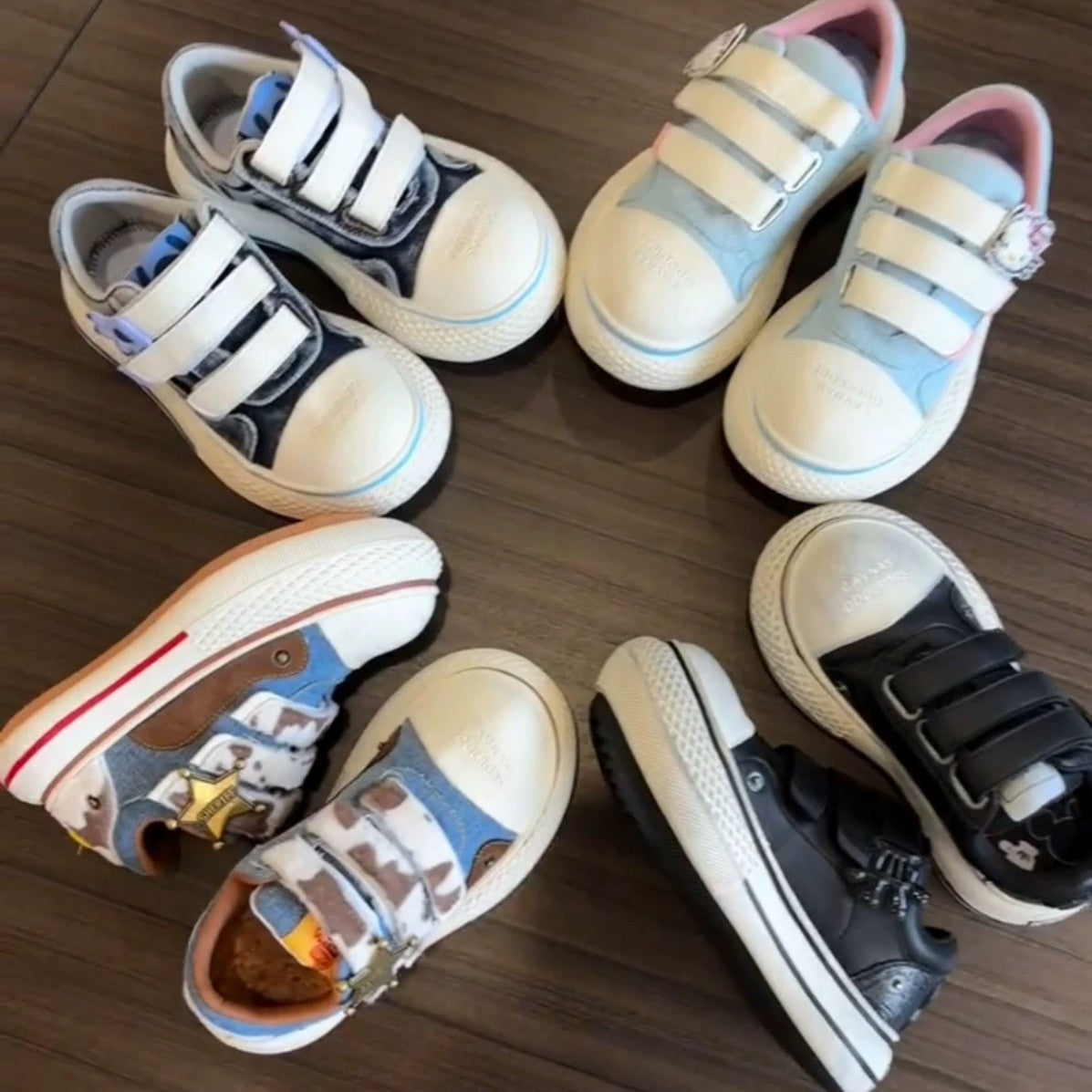 Men's Hello Kitty Mickey Black Big Head Thick Sole Increased Denim Canvas Shoes