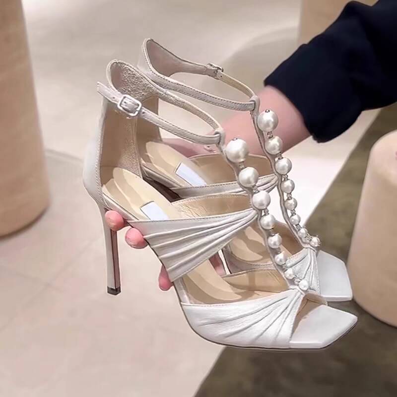 Women's Style Pearl Crystal Summer White Roman Strap Pleated Sandals