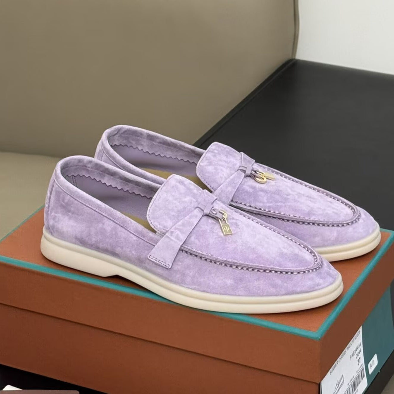 Men's Slip-on Soft Bottom Lovers Cowhide Comfortable Loafers