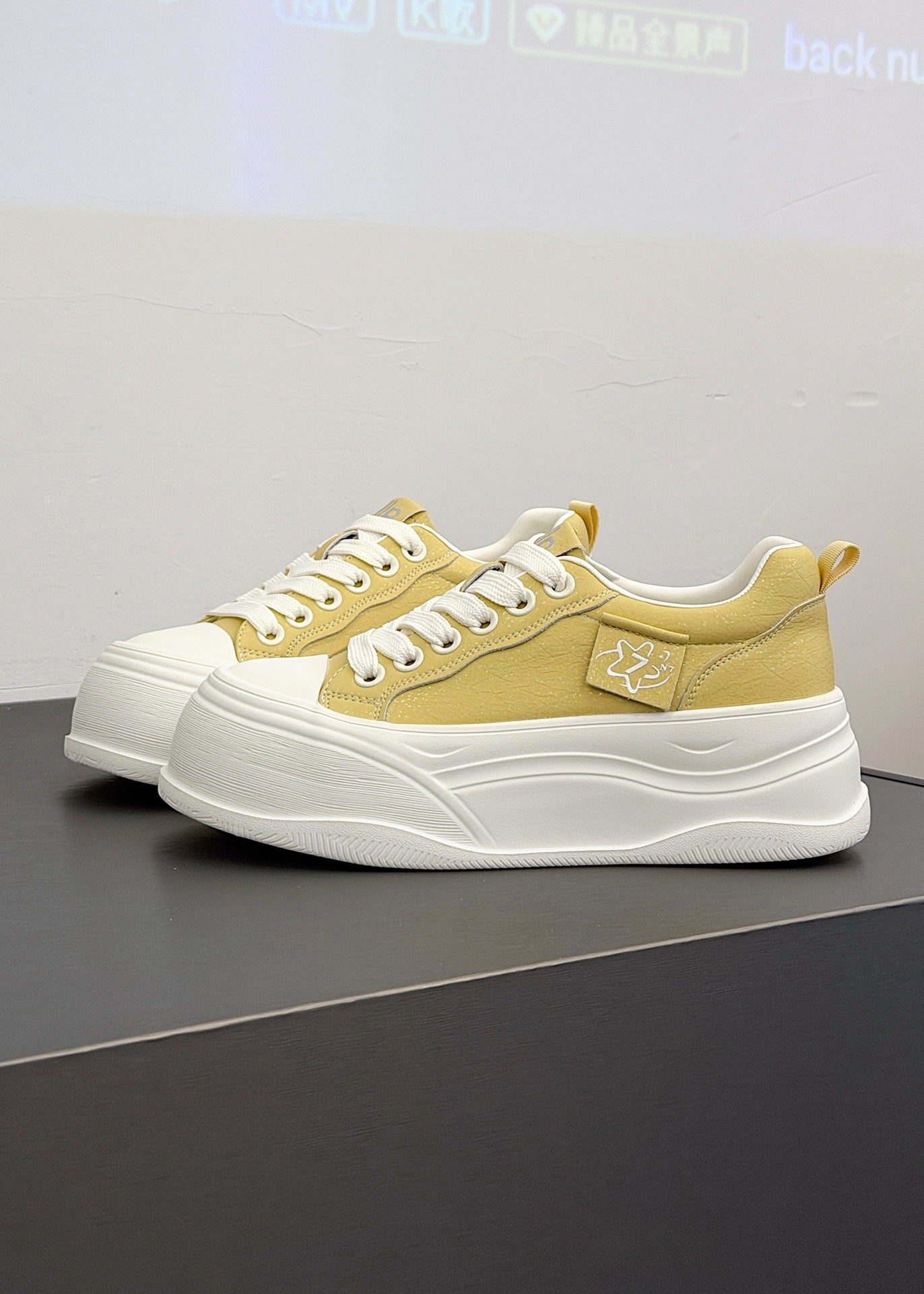 Women's Style Street Design White Spring Round Toe Women's Casual Shoes