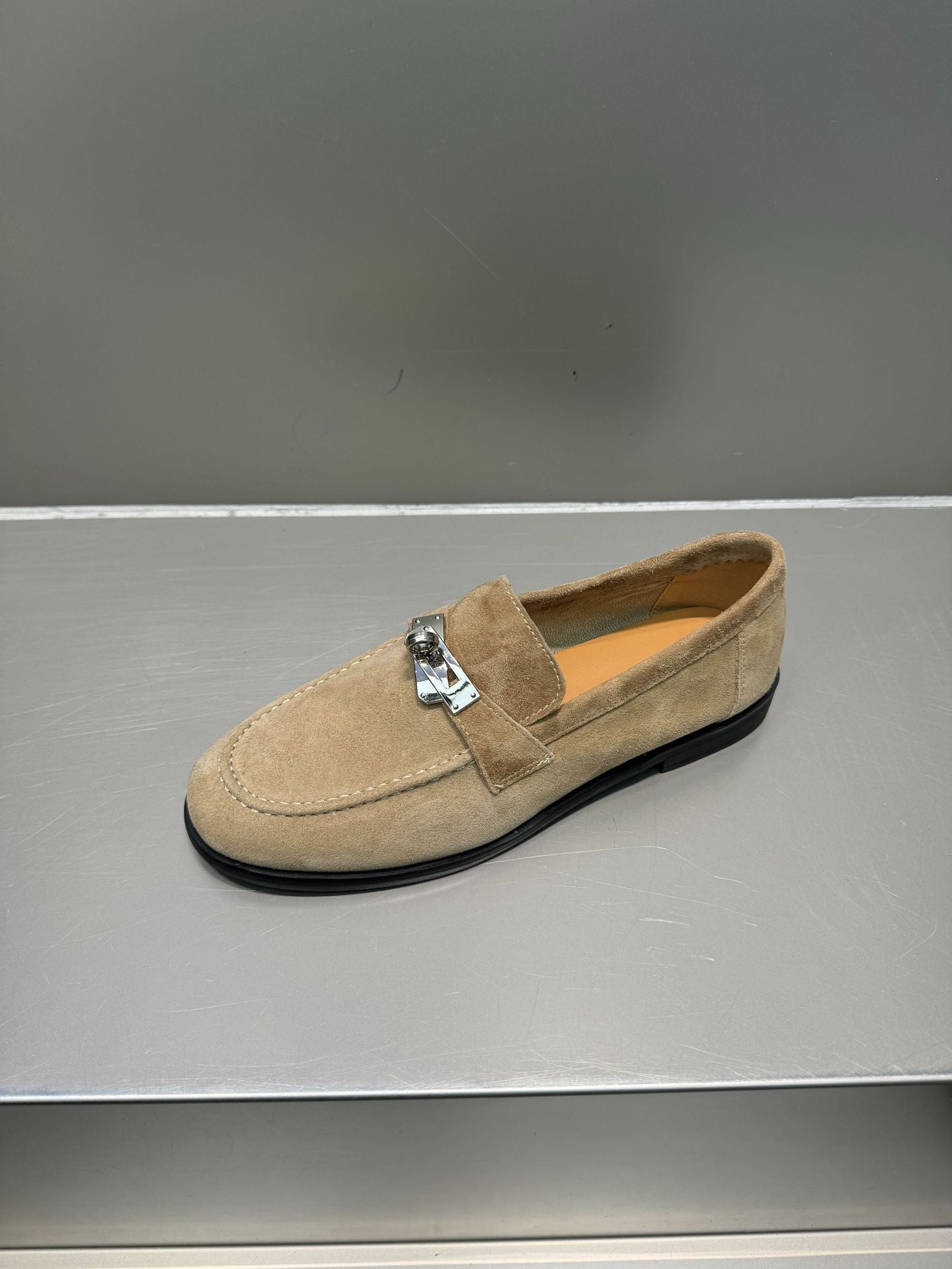 Women's Lock Flat European Goods Round Toe Pumps Loafers