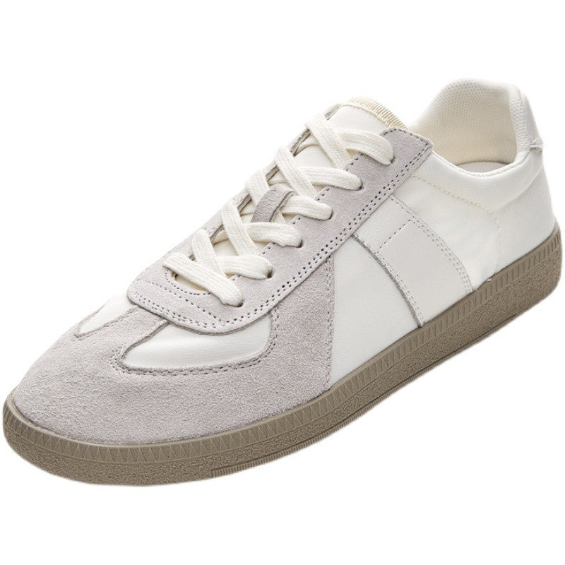 Soft Bottom Breathable White Flat Fashionable Women's Board Shoes