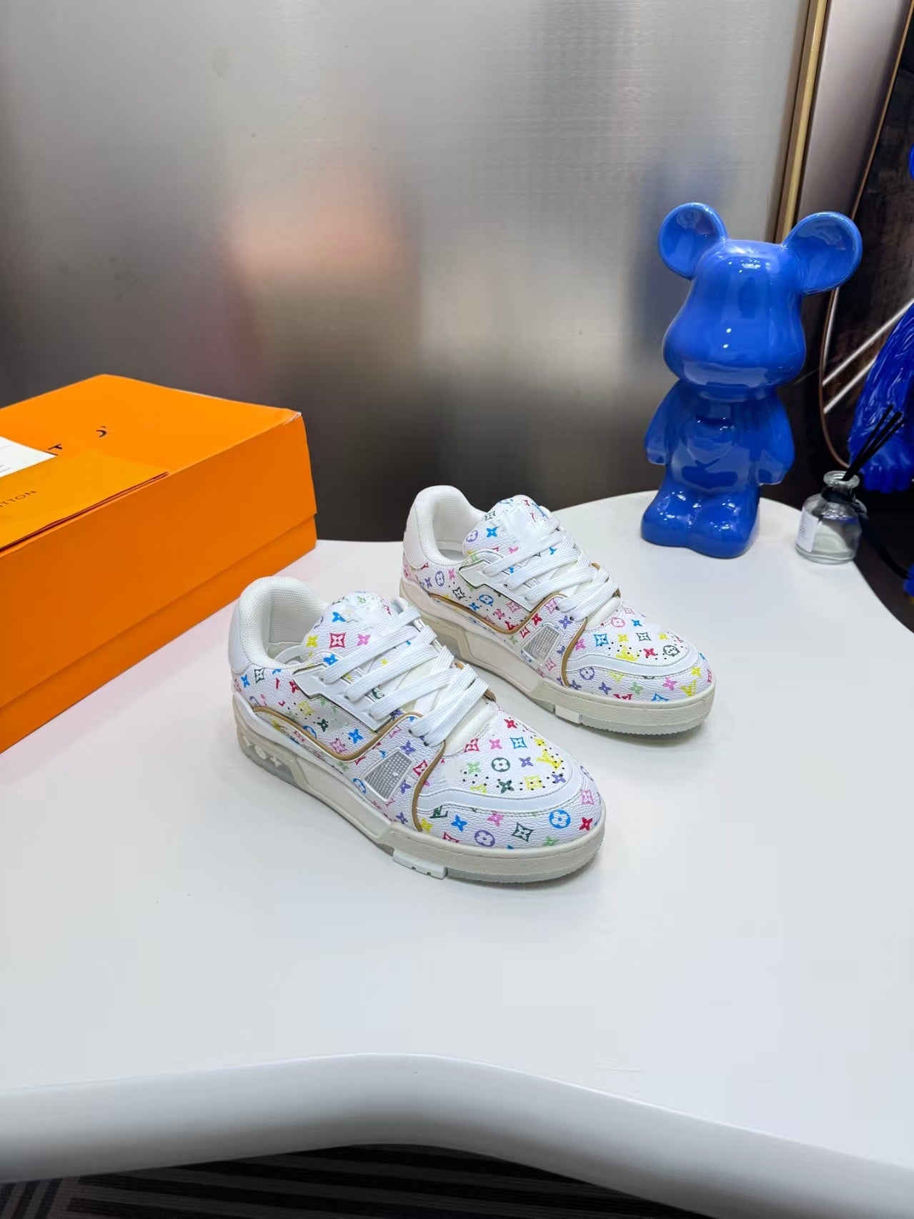 Women's & Men's Printed Light Luxury Rubber Outsole Couple Sneakers