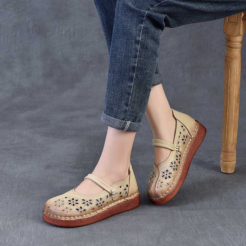 Women's Cowhide Hollow Soft Bottom Ethnic Style Retro Hole Mori Closed Sandals