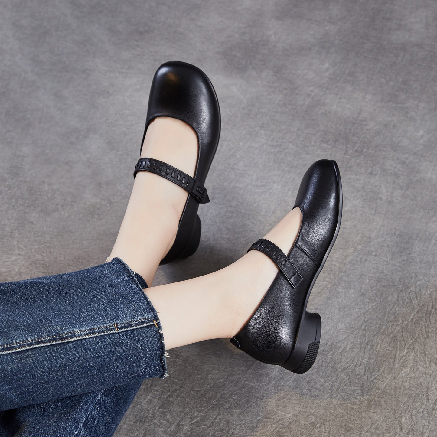 Women's Cowhide Mary Jane Retro Super Beautiful Shallow Mouth Women's Shoes