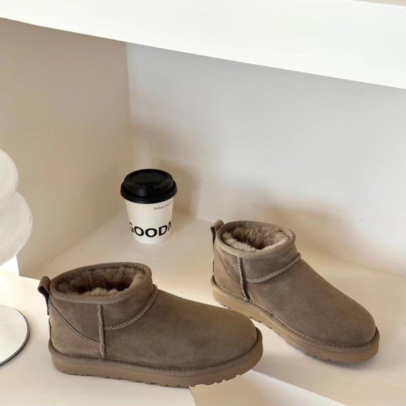 Classic Warm Sheepskin Fur Integrated Couple Snow Boots