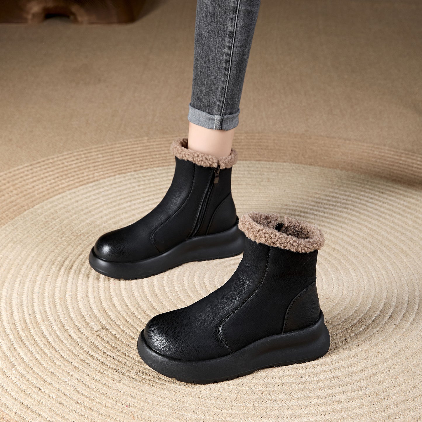 Women's Wool Thickened Warm Genuine Lightweight Retro Snow Boots