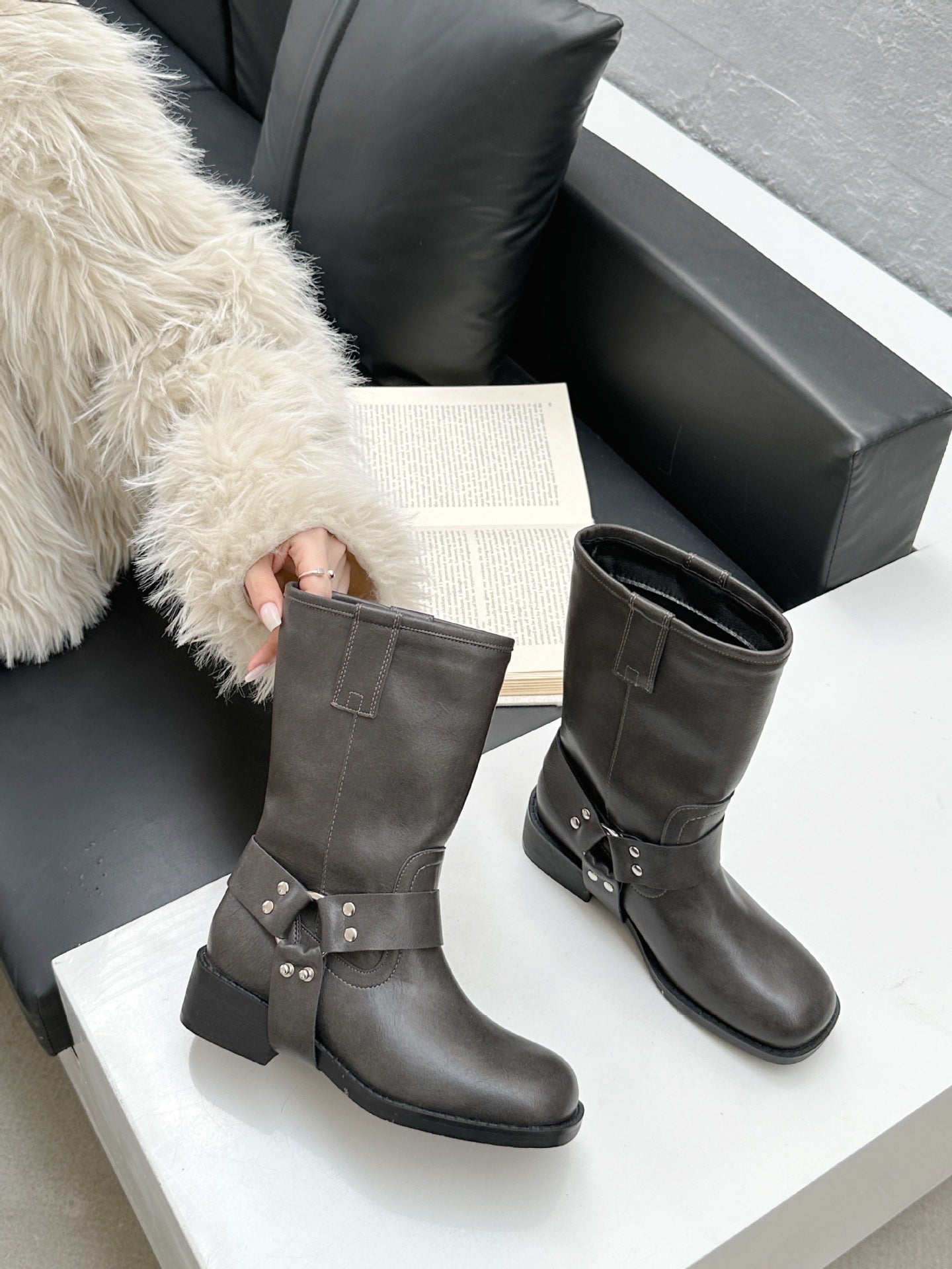 Women's Square Toe Platform Thick Ruins Wind Brushed Western Denim Boots
